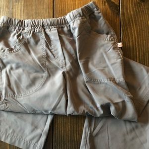 ✅ Urbane Ultimate Scrubs SM